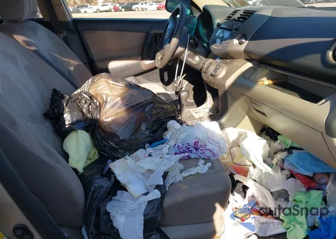 2007 Toyota Rav4 from USA, damaged, VIN JTMBD33V075059701